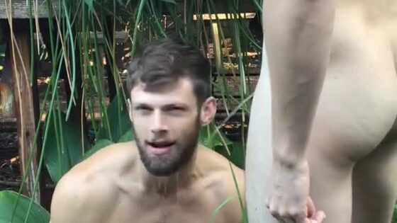 Vid Hot Guys Get Piss On Him By Buddy