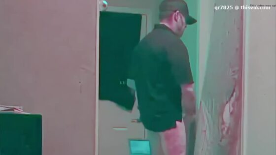 Muscle Top Sucking And Fucking Slut At Gloryhole