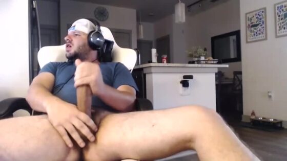 Redneck Straight Hung Stud Is Back And Horned Up