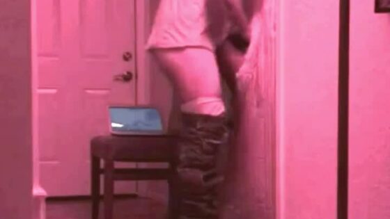 Str Man Impregnates A Through Gloryhole