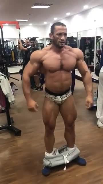 Arab Bodybuilder Flexing