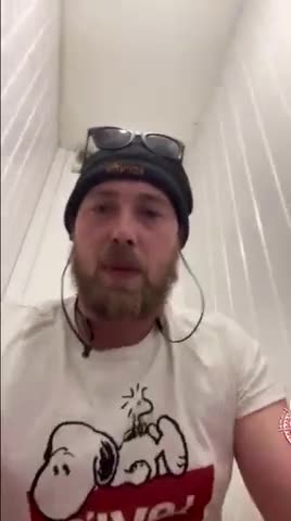 Horny Guy His Work Break