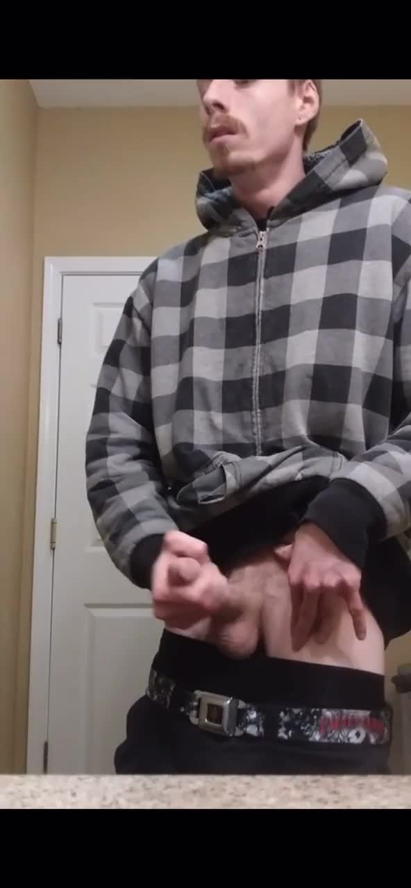 Str8 Horny Wanks Off Cums At Work