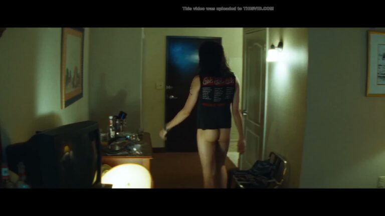 Booths Nude Debut